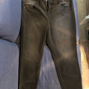 Torrid women’s size 20 Regular black jeans